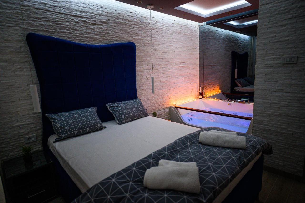 Ni Spa Apartman Grand מראה חיצוני תמונה