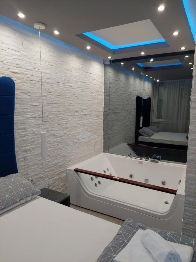 Ni Spa Apartman Grand מראה חיצוני תמונה