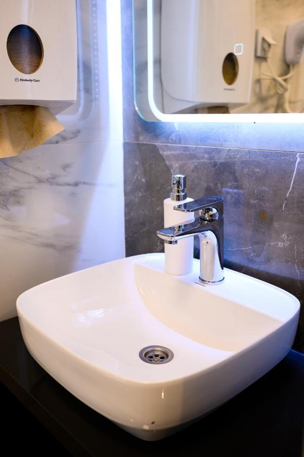 Ni Spa Apartman Grand מראה חיצוני תמונה