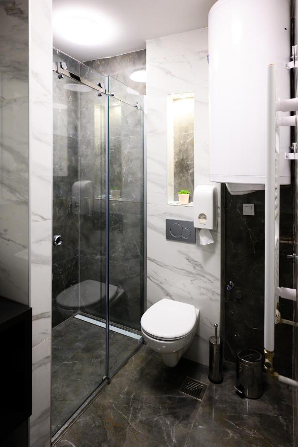 Ni Spa Apartman Grand מראה חיצוני תמונה